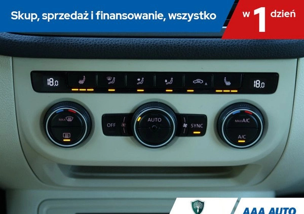 Volkswagen Tiguan cena 68000 przebieg: 138492, rok produkcji 2016 z Wyśmierzyce małe 352